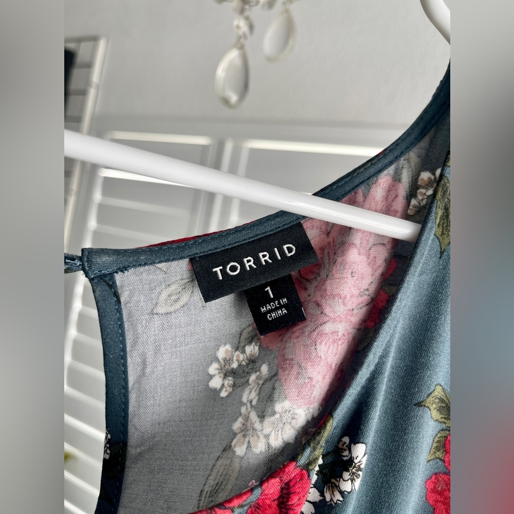 Torrid Long Sleeve Skater Dress Size 1 - Picture 3 of 5